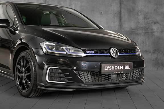 Volkswagen Golf VII 3 of 22