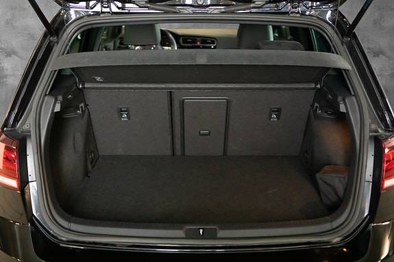 Volkswagen Golf VII 8 of 22