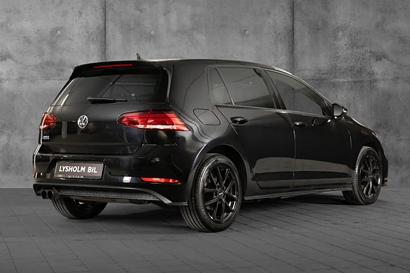Volkswagen Golf VII 5 of 22