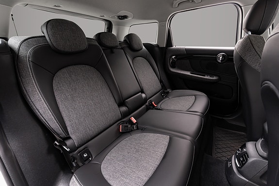 MINI Countryman Cooper SE 25 of 30