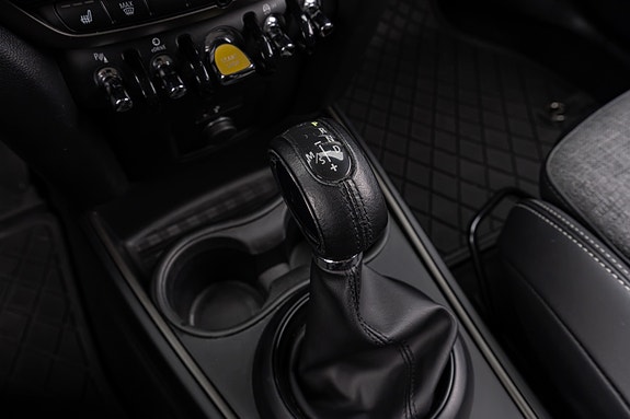 MINI Countryman Cooper SE 21 of 30