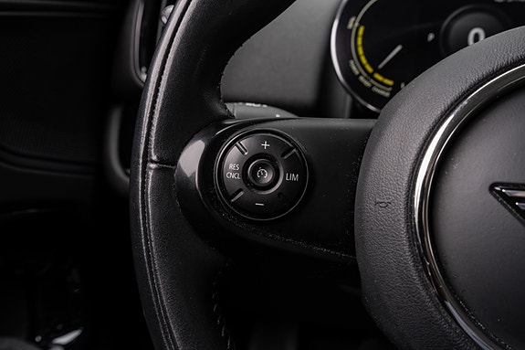 MINI Countryman Cooper SE 26 of 30