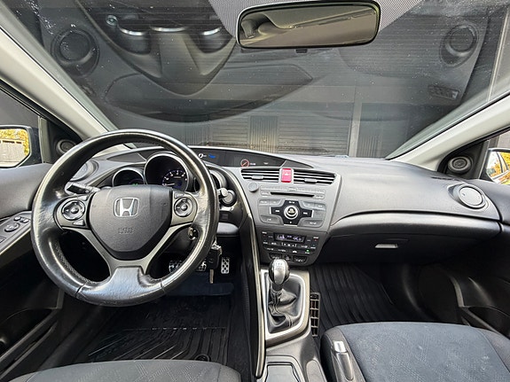 Honda Civic 9 of 16