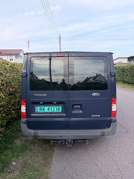 Ford Transit 300S Van 2 of 7