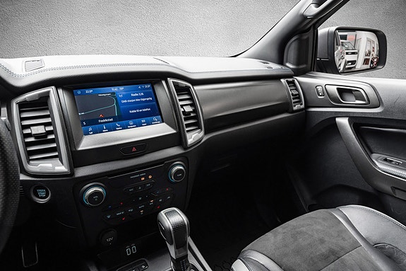 Ford Ranger Raptor 17 of 27