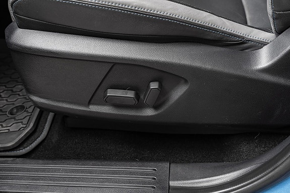 Ford Ranger Raptor 16 of 27