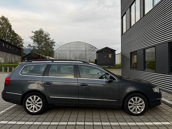 Volkswagen Passat 7 of 13