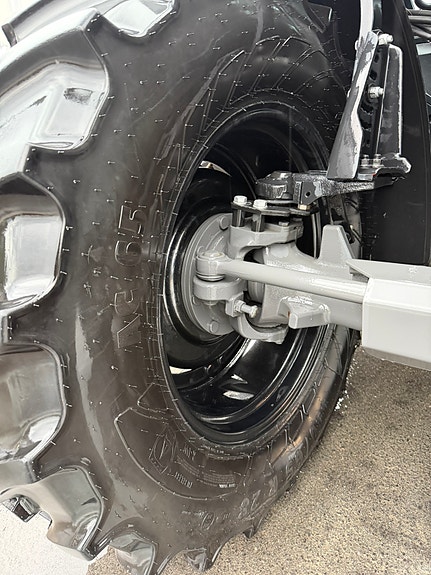 Valtra G135 Unlimited Versu 2 sett dekk 709 TIMER 8 of 30