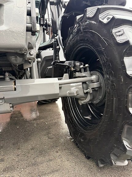 Valtra G135 Unlimited Versu 2 sett dekk 709 TIMER 10 of 30