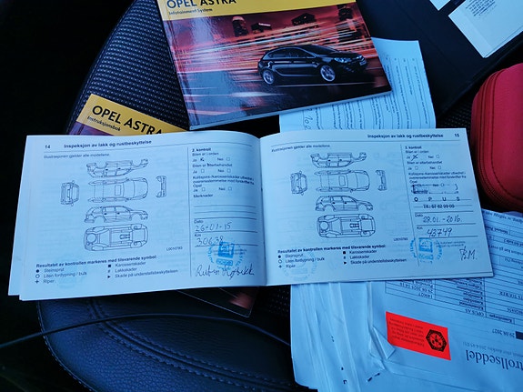 Opel Astra 27 of 30