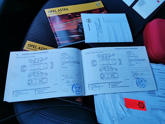 Opel Astra 28 of 30