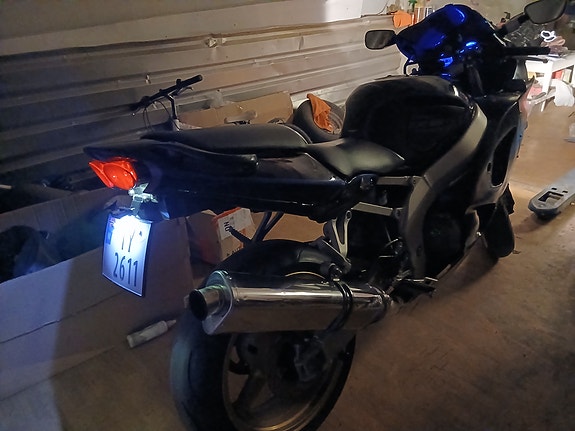 Kawasaki Ninja ZX-6R 10 of 16