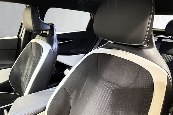 Kia EV6 18 of 30