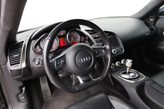 Audi R8 10 of 30