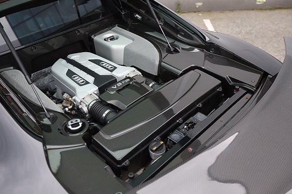 Audi R8 5 of 30