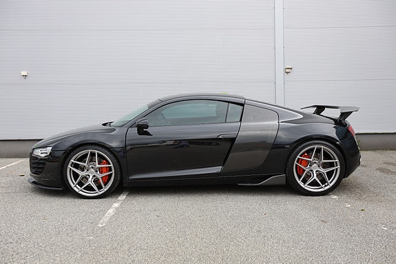 Audi R8 3 of 30