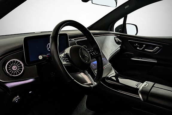 Mercedes-Benz EQE350 12 of 24