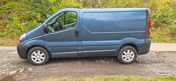 Opel Vivaro 4 of 14