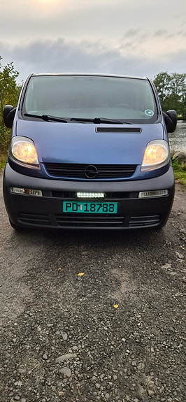 Opel Vivaro 8 of 14