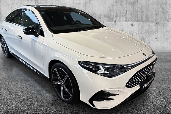 Mercedes-Benz CLA350 4 of 18