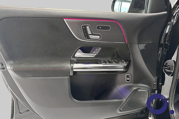 Mercedes-Benz EQA250 14 of 17
