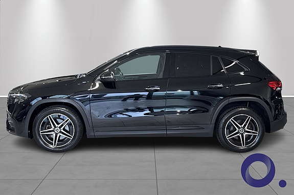 Mercedes-Benz EQA250 2 of 17