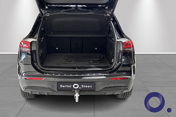 Mercedes-Benz EQA250 5 of 17
