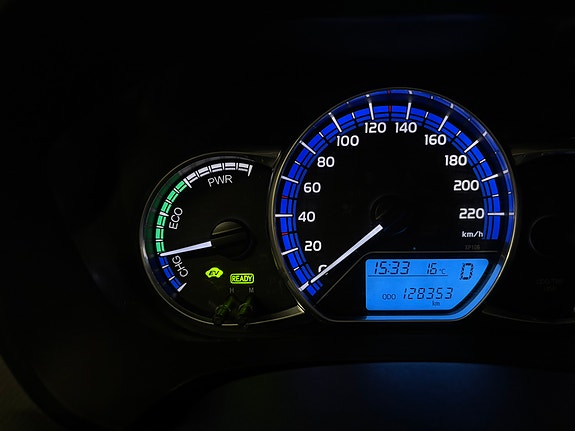 Toyota Yaris 15 of 18