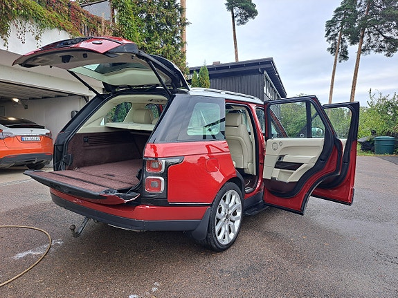 Land Rover Range Rover 22 of 30