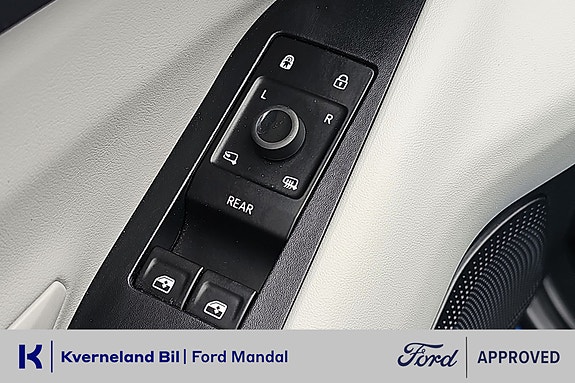 Ford Explorer 27 of 27