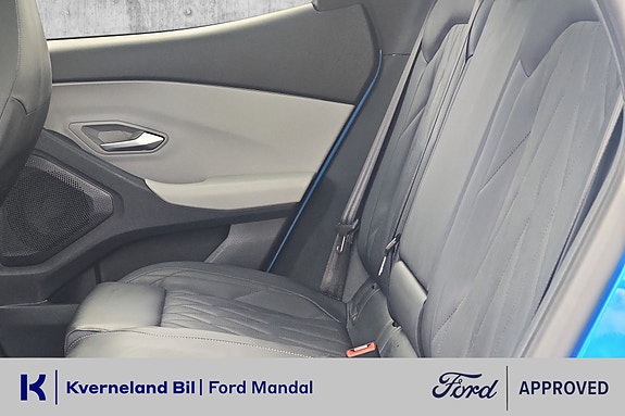 Ford Explorer 15 of 27