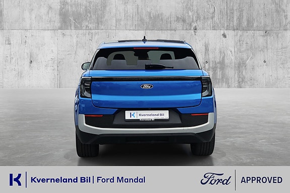 Ford Explorer 6 of 27