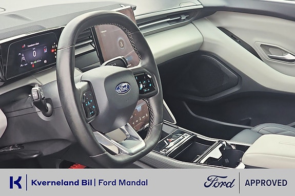 Ford Explorer 14 of 27
