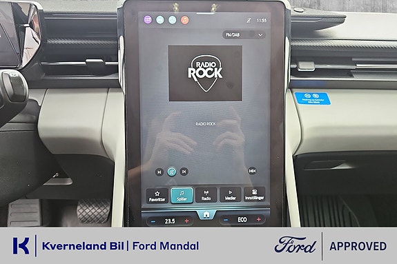 Ford Explorer 24 of 27