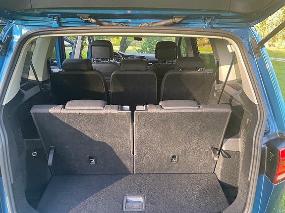 Volkswagen Touran 14 of 30