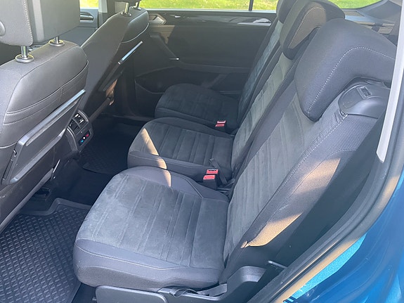 Volkswagen Touran 11 of 30