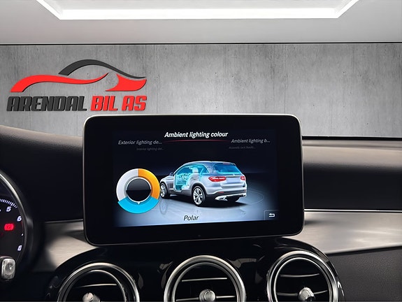 Mercedes-Benz GLC350 e 28 of 30