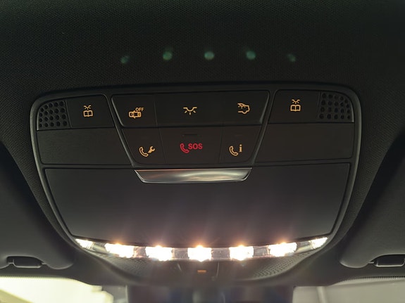 Mercedes-Benz GLC350 e 17 of 30