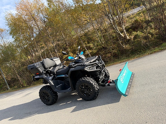 CFMOTO CFORCE 850 BLACK EDITION - 5års garanti. - 71HK - SERVO - VINSJ - LEDLYS - BAKBOKS - 26" DEKK - Kampanje med BRØYTESKJÆR - T3a 40km/t - T3b 60km/t