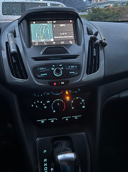 Ford Transit Connect 11 of 12