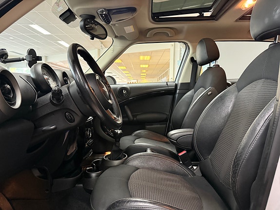 MINI Countryman-Serie 15 of 25