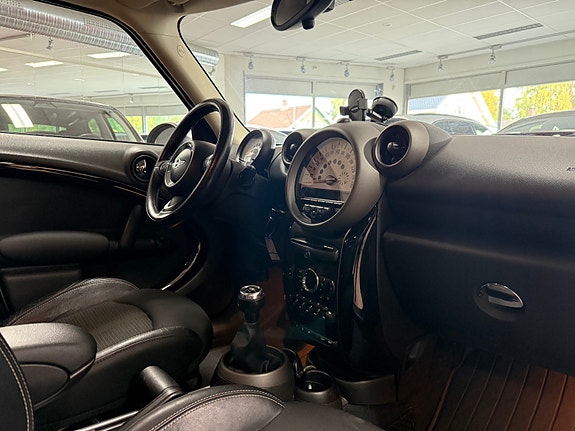 MINI Countryman-Serie 14 of 25