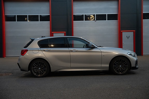 BMW 120d 4 of 21