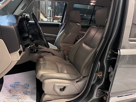 Jeep Commander 6 of 6