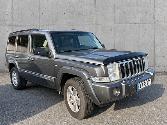 Jeep Commander 4 of 6