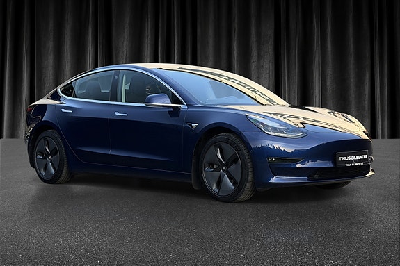 Tesla Model 3 12 of 24