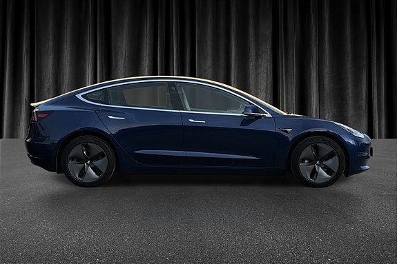Tesla Model 3 10 of 24