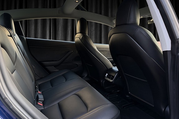 Tesla Model 3 22 of 24