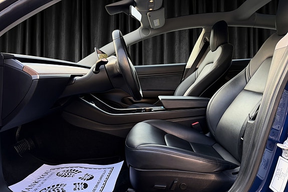 Tesla Model 3 14 of 24