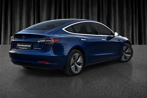 Tesla Model 3 2 of 24